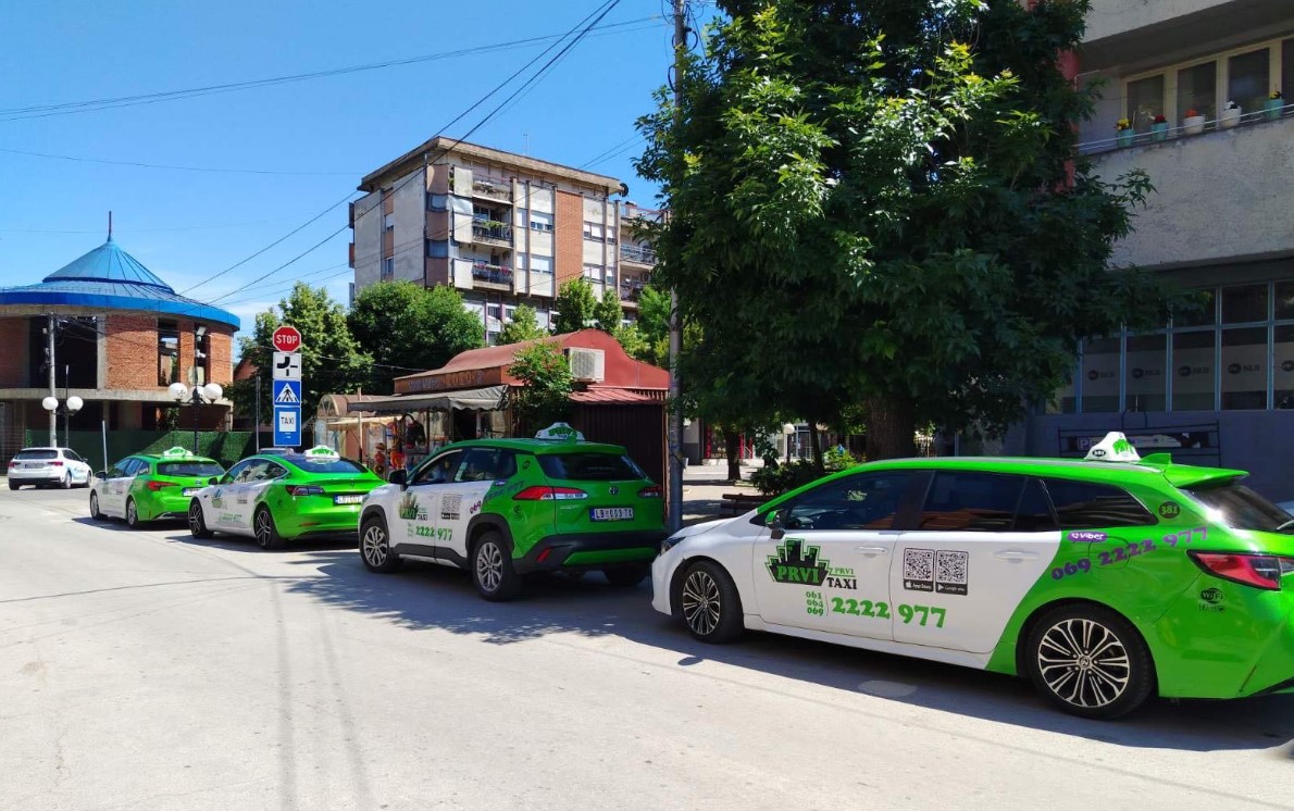 Prvi Taxi Lebane vozilo 1